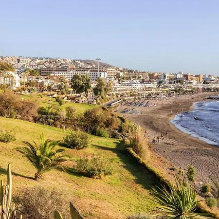Lf With Well Connected, Beach, Pool Apartment