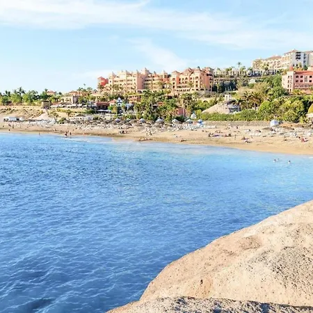Lf With Well Connected, Beach, Pool