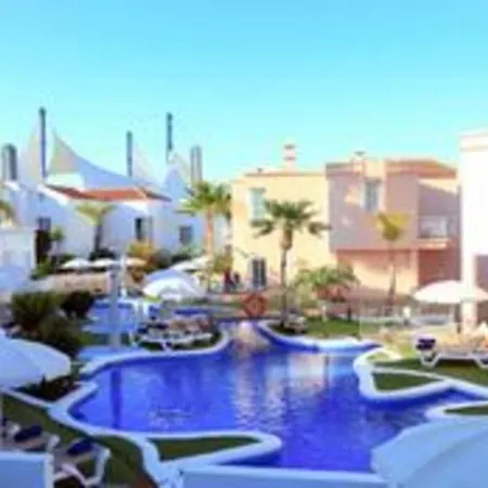 Apartment Lf With Well Connected, Beach, Pool
