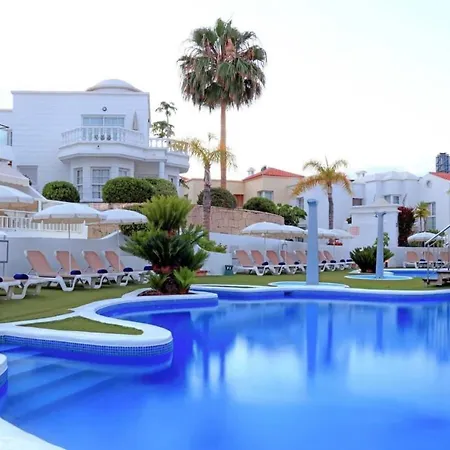 Lf With Well Connected, Beach, Pool Costa Adeje (Tenerife)