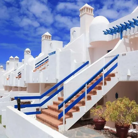 Διαμέρισμα Lf With Well Connected, Beach, Pool